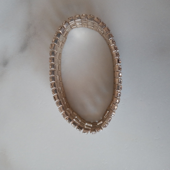 🆕 Brilliant Rhinestone Bracelet with Rubber Band - Picture 3 of 3